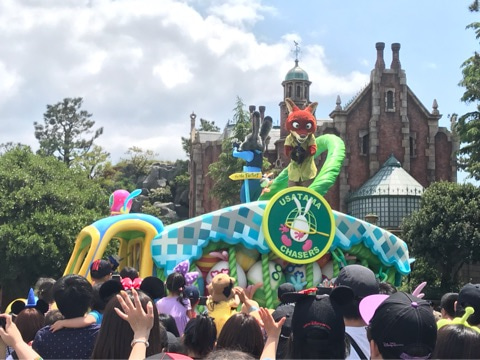 炎天下ディズニーリゾート 千葉県の通信制高校なら成美学園グループ